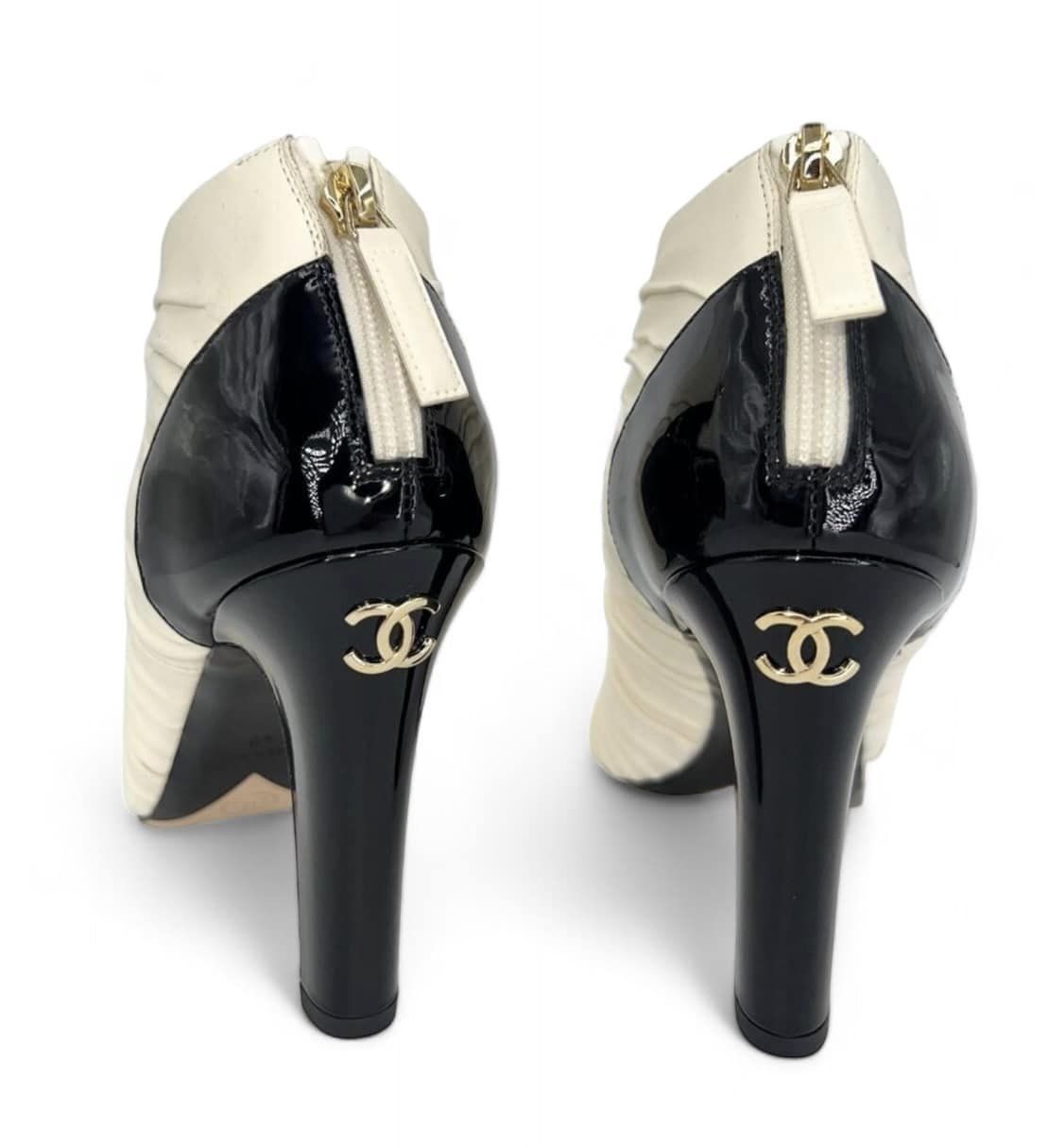 CHANEL Ivory Bow Detail CC Logo Ruched Ankle Booties Size EU40