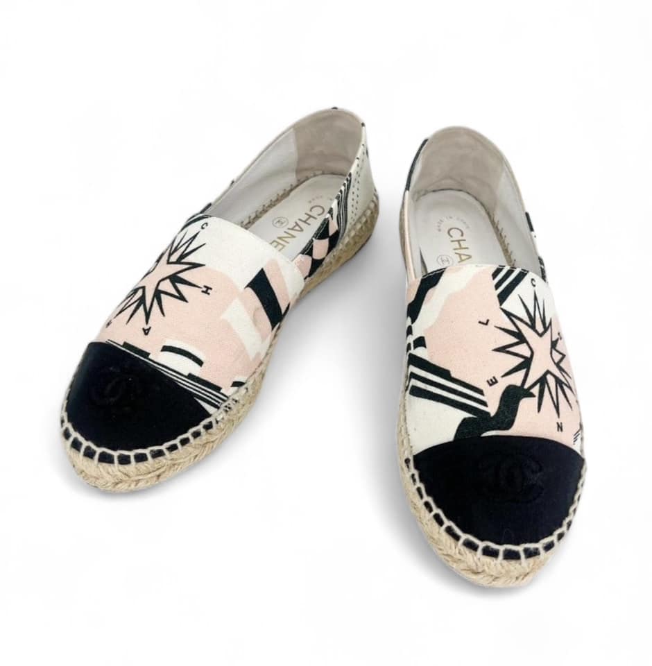 CHANEL La Pausa Ecru Star Print Canvas Cap Toe CC Logo Espadrilles Size EU36