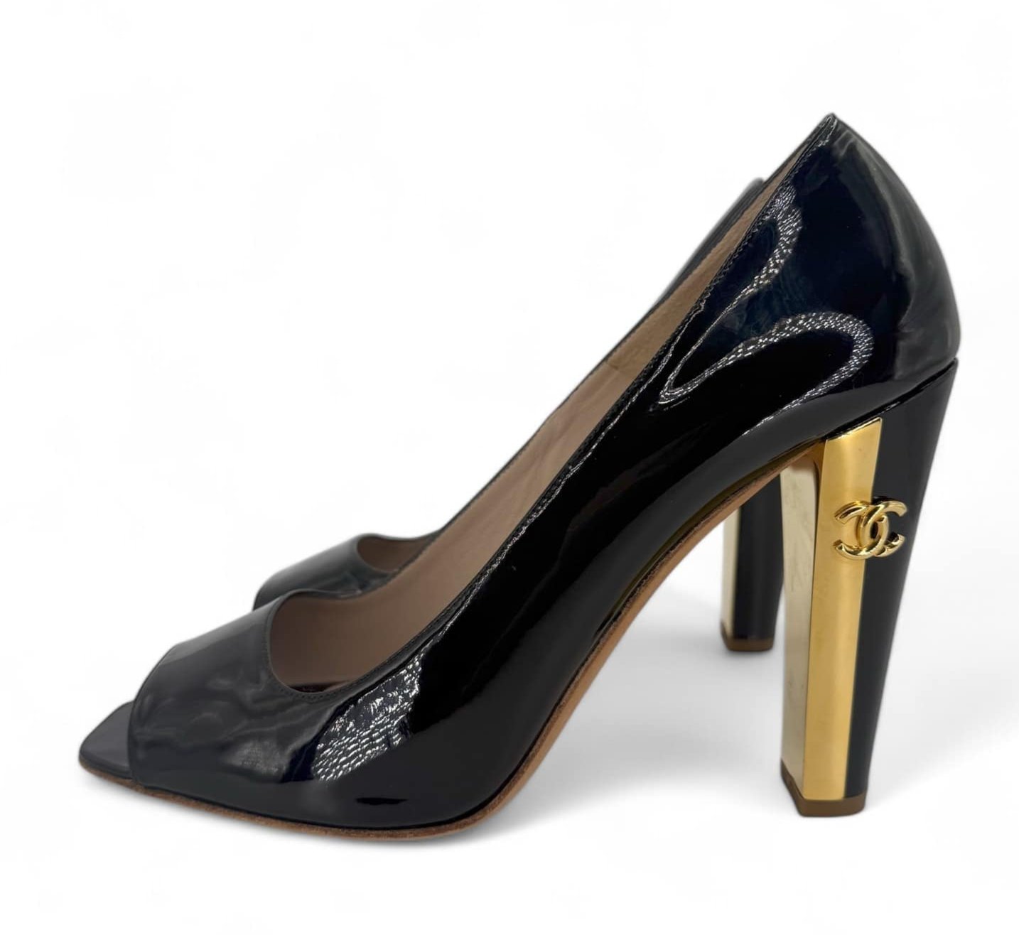 CHANEL Black & Gold Patent Leather CC Logo Heels IT40.5