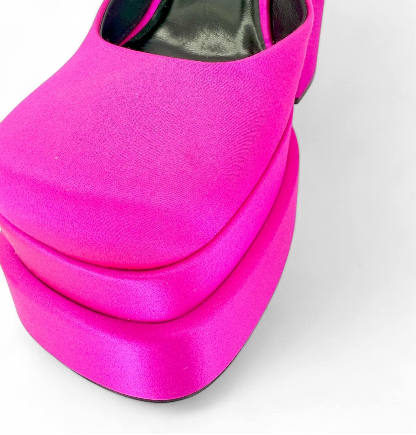 VERSACE "Beyonce" Aevitas Pink Crystal-Embellished Platform Block Heel Pumps EU38