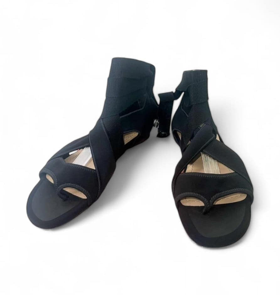 CHRISTIAN DIOR Spring 2019 Runway Black Strappy Flat Sandals IT36