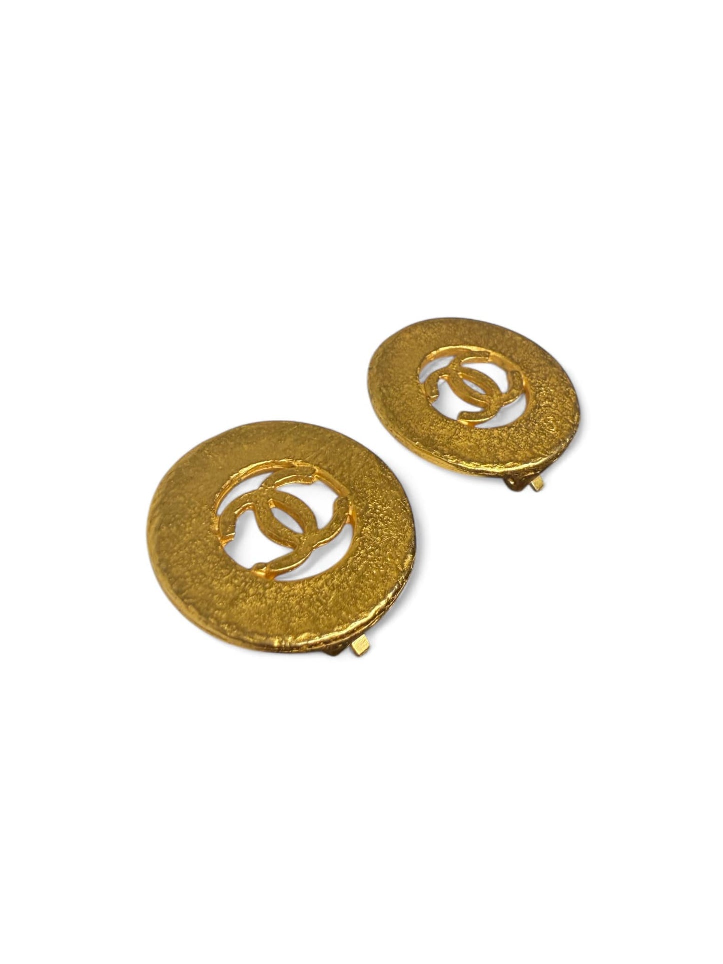CHANEL Vintage CC Logo Gold Plated Circular Earrings