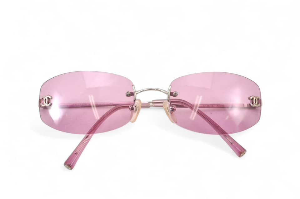 CHANEL Vintage 2000's CC Logo Purple Rimless Sunglasses