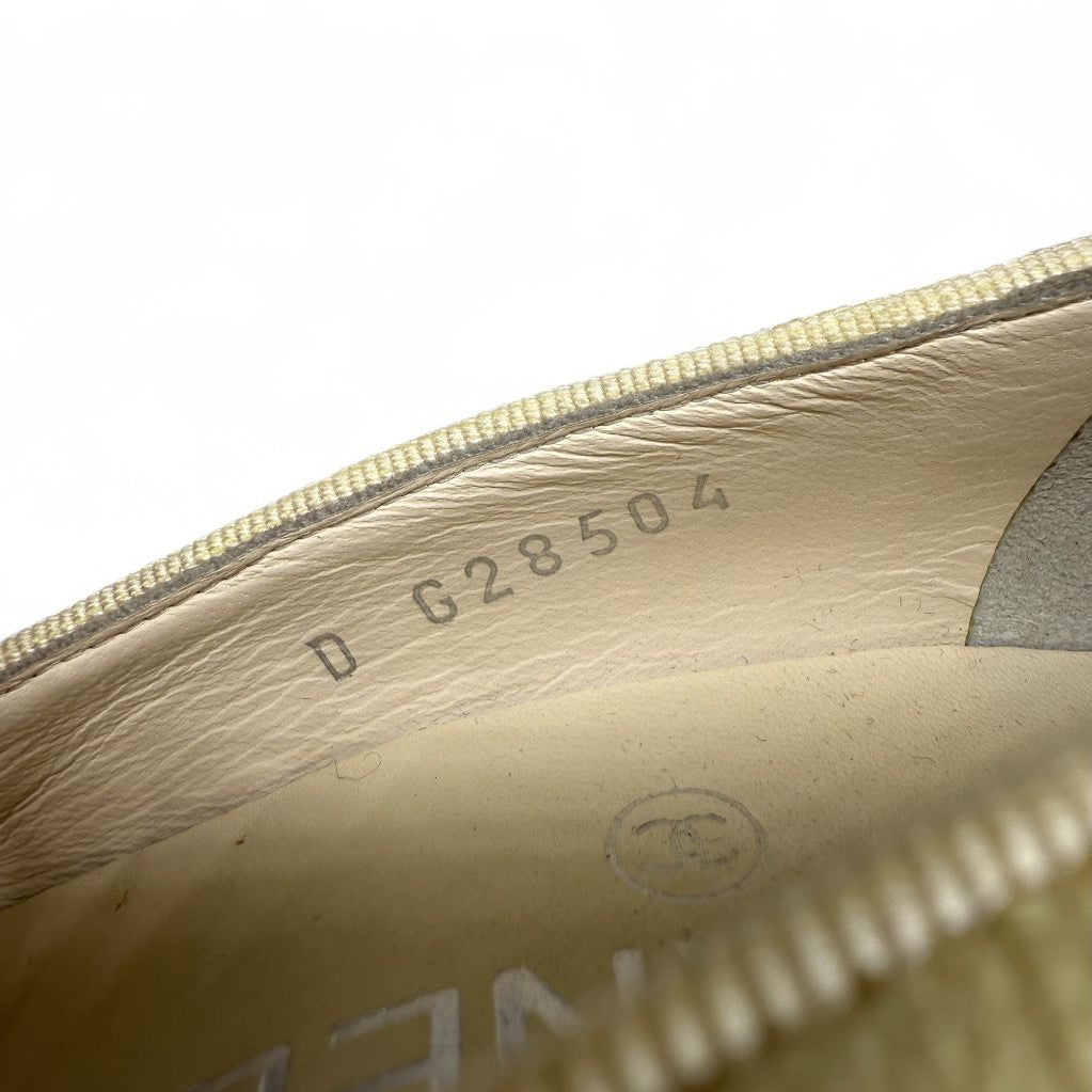 CHANEL Cream and Yellow Linen Cap Toe Pumps IT37