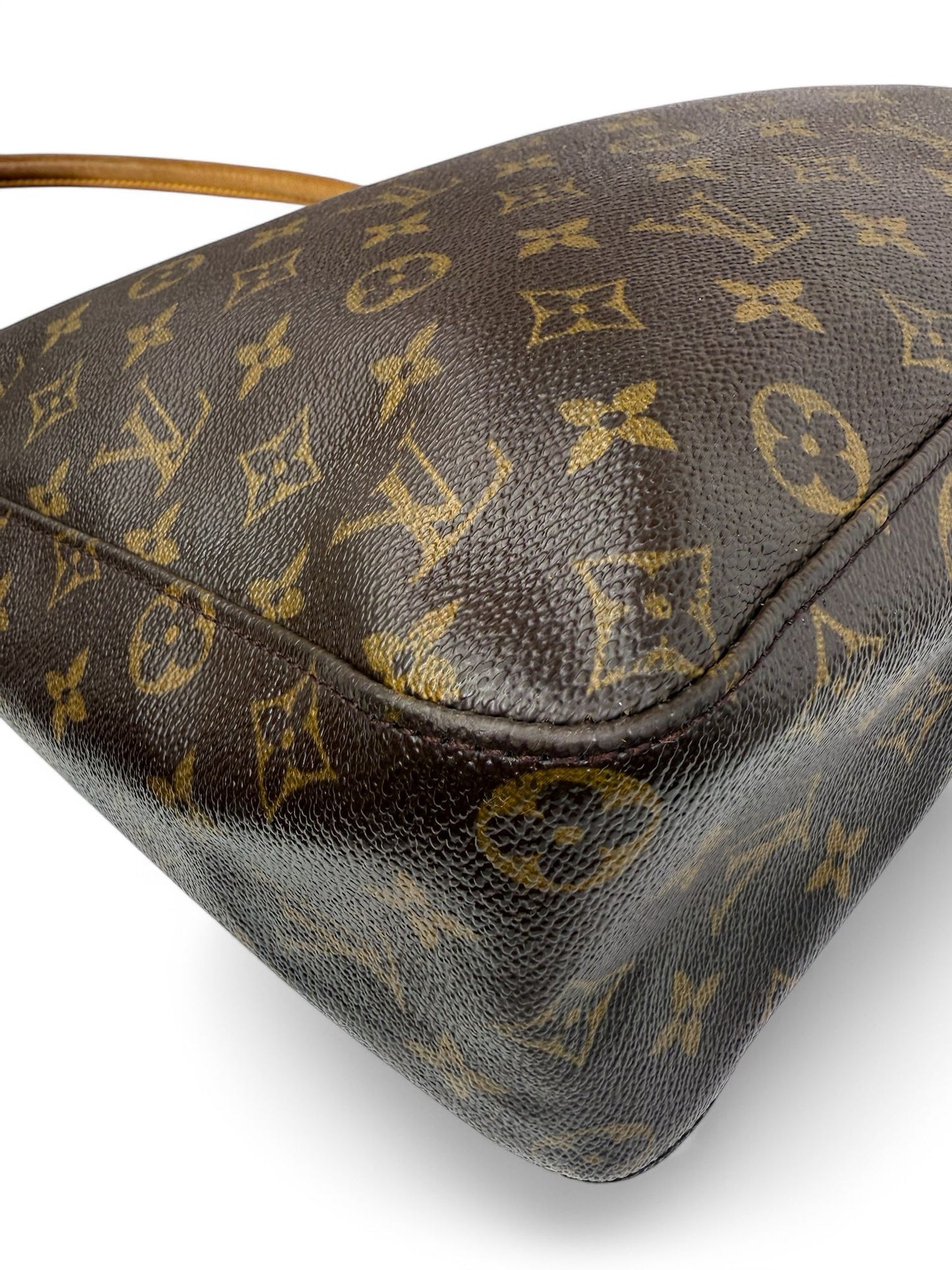 LOUIS VUITTON Looping GM Bag