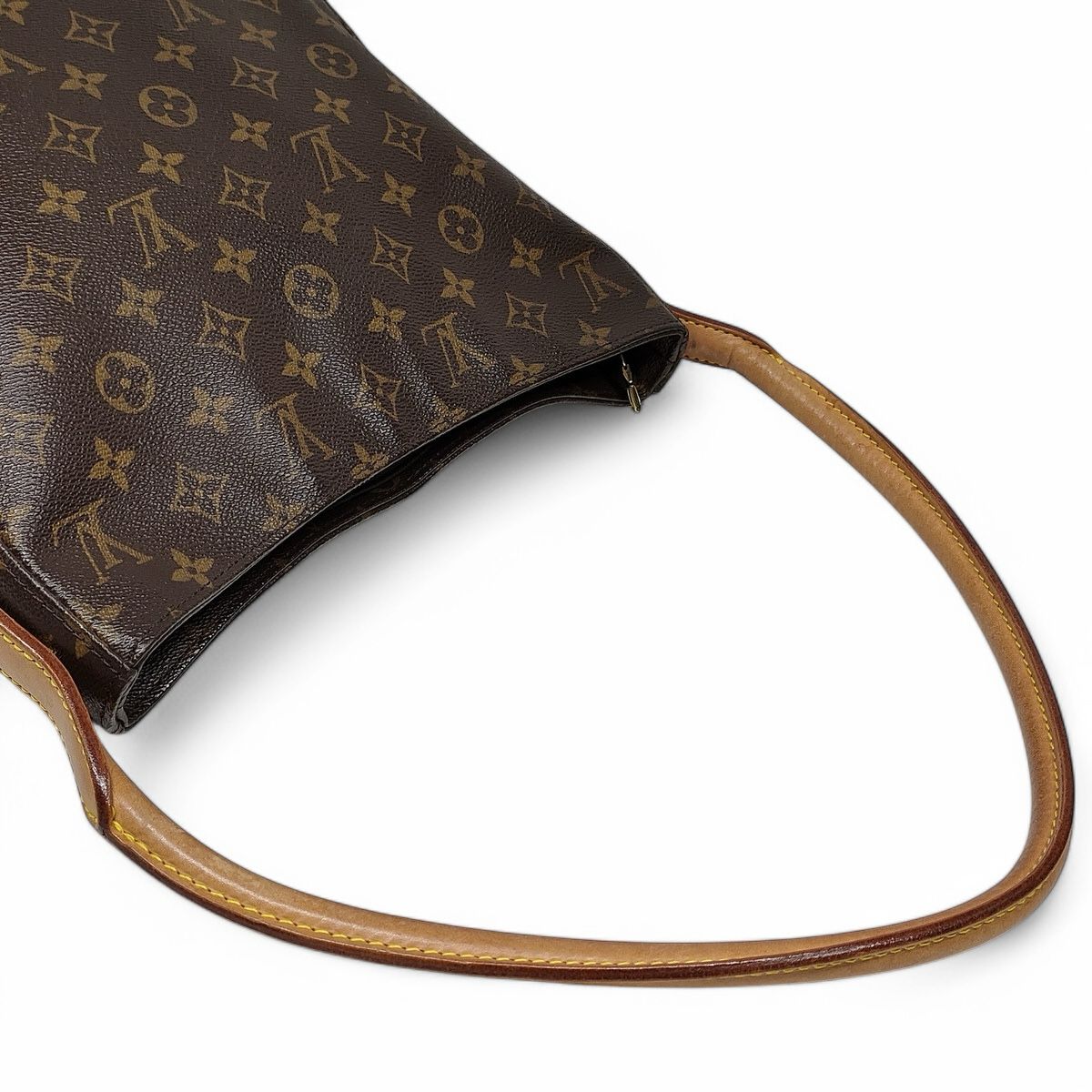 LOUIS VUITTON Looping GM Bag