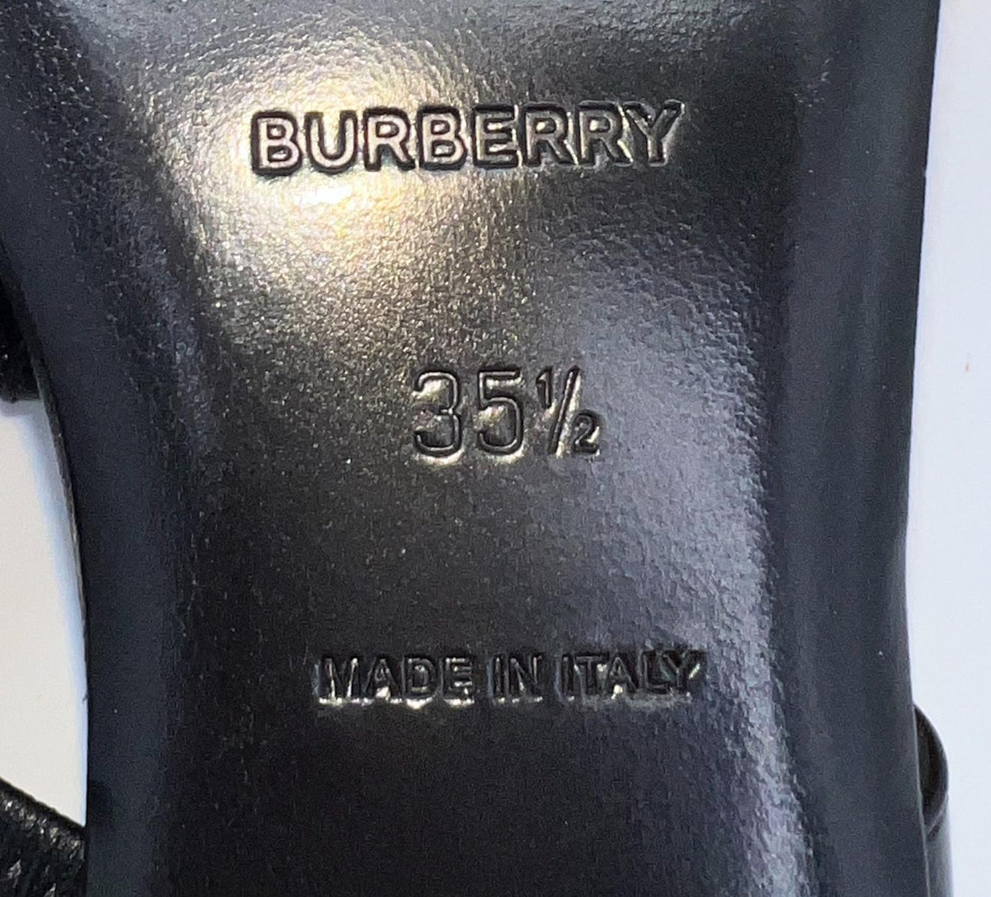 BURBERRY Emily Black 'B' Logo Plaque T-Strap Flat Sandals Size EU35.5