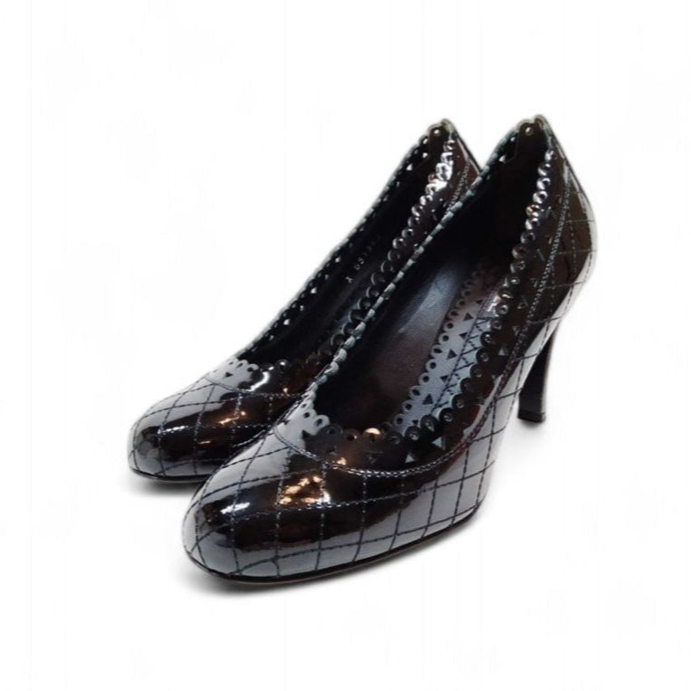 CHANEL Black Patent Leather CC Logo Heels IT36