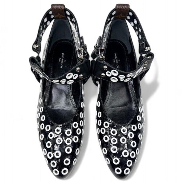 LOUIS VUITTON Fall 2019 Runway Rhapsody Black and White Eyelet Ballet Flats IT38