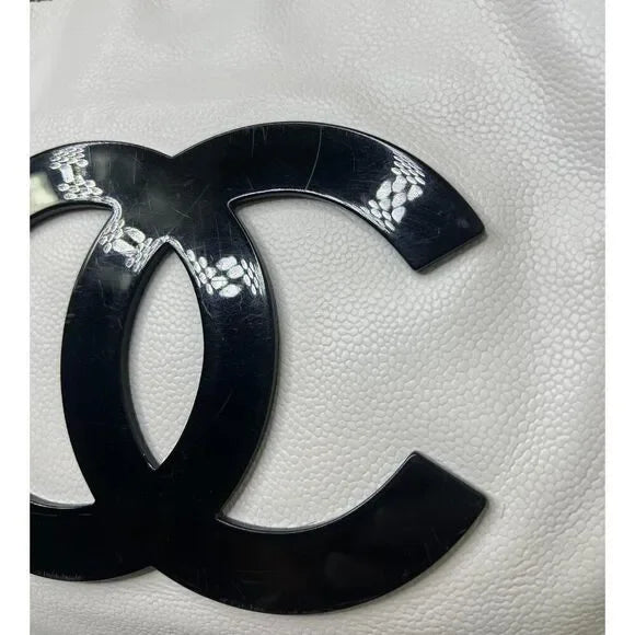 CHANEL Vintage CC Logo Black & White Caviar Bekko Chain Tote