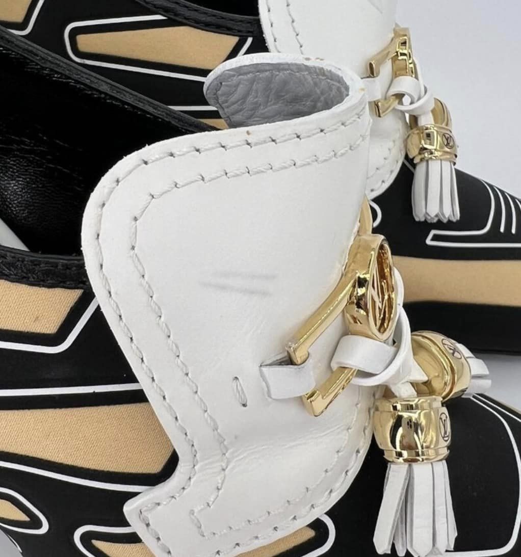 LOUIS VUITTON Spring/Summer 2020 Runway LV Logo Swift Heeled Loafers Size EU36