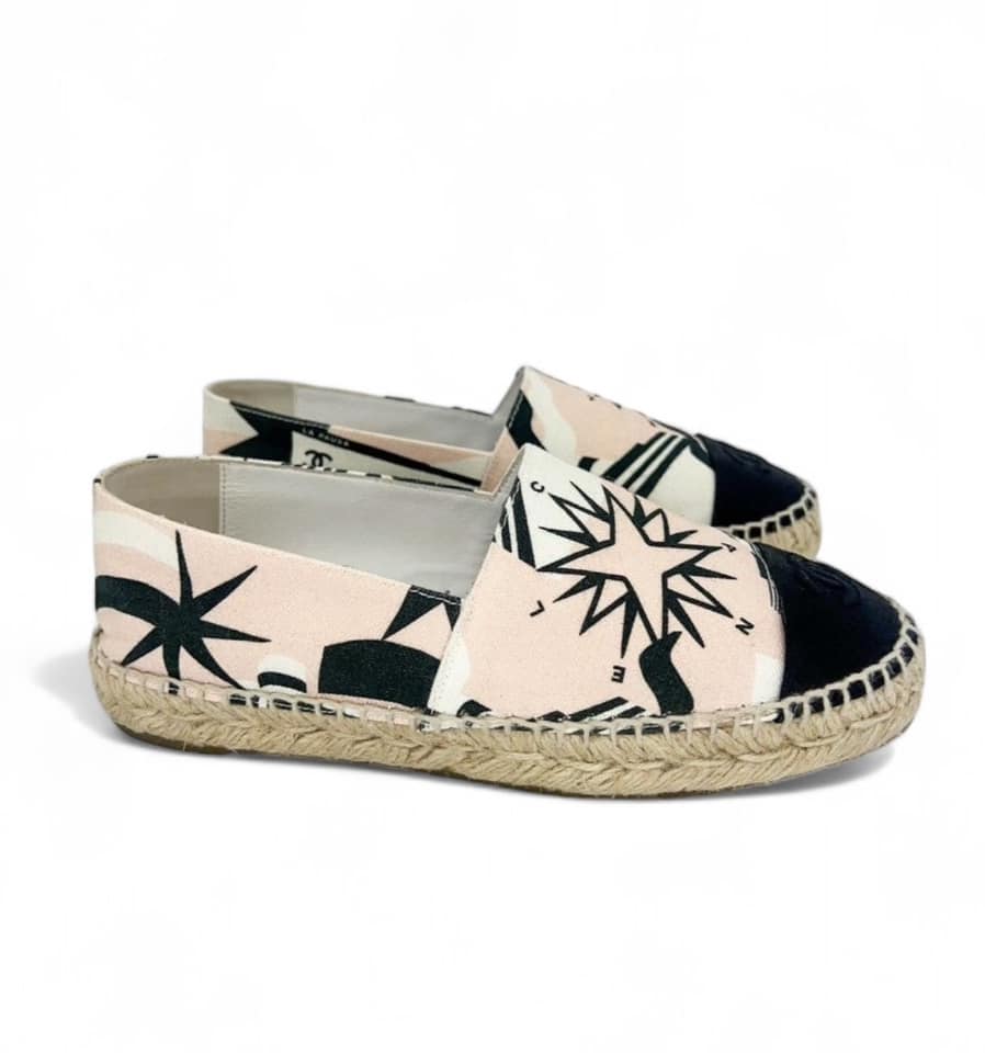 CHANEL La Pausa Ecru Star Print Canvas Cap Toe CC Logo Espadrilles Size EU36