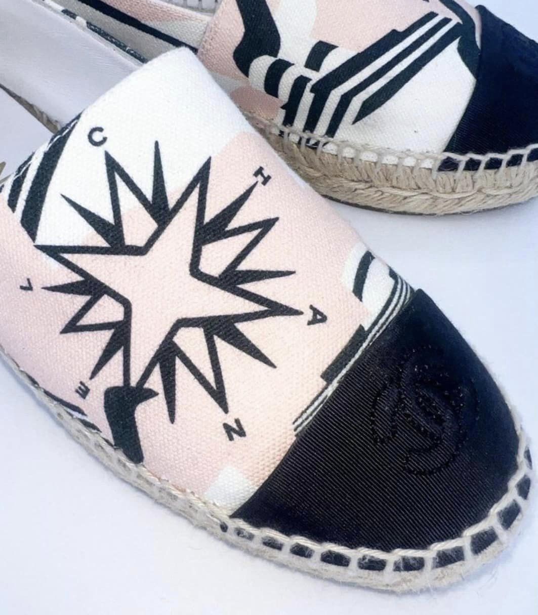 CHANEL La Pausa Ecru Star Print Canvas Cap Toe CC Logo Espadrilles Size EU36
