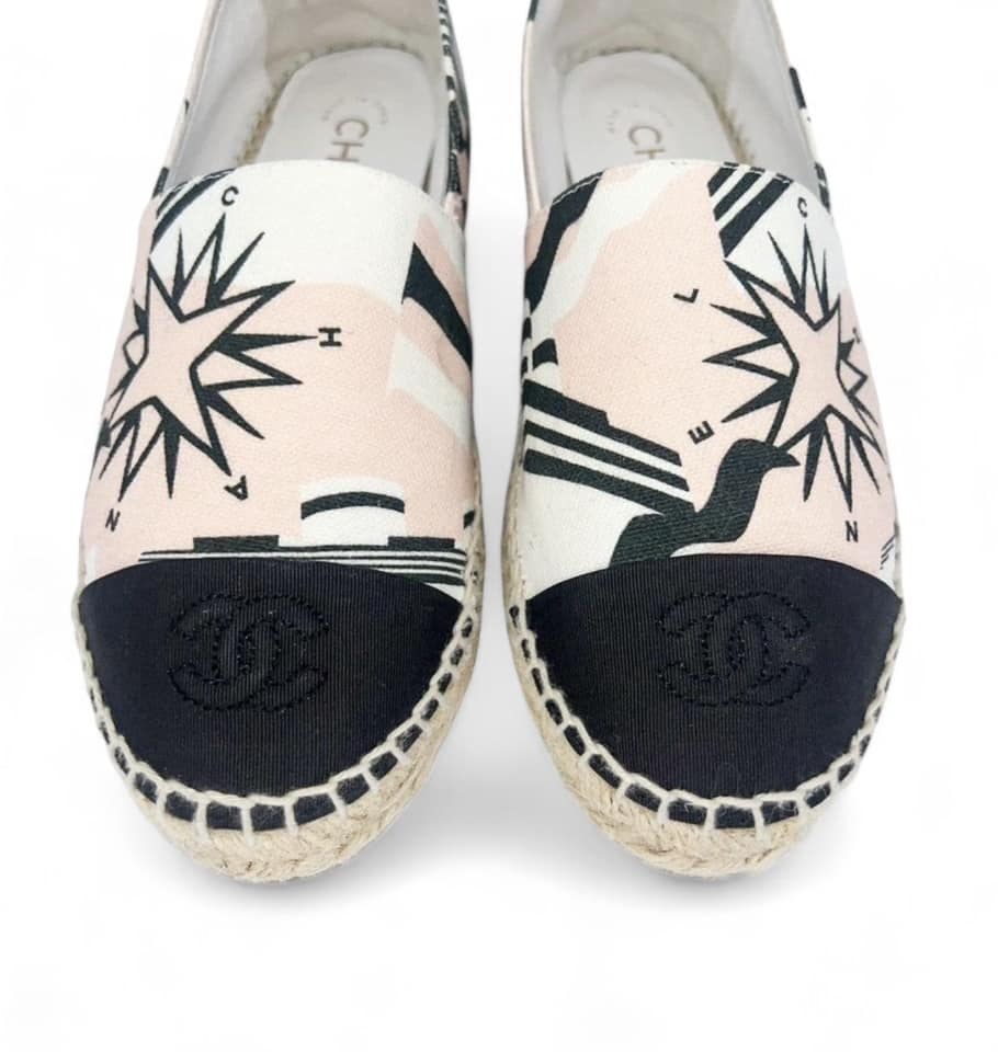 CHANEL La Pausa Ecru Star Print Canvas Cap Toe CC Logo Espadrilles Size EU36