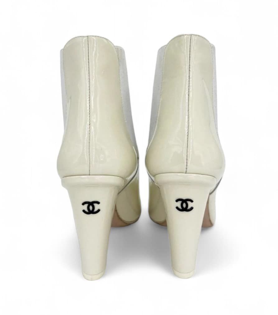 CHANEL 2022 Chelsea Ivory CC Logo Block Heel Ankle Boots Size EU38