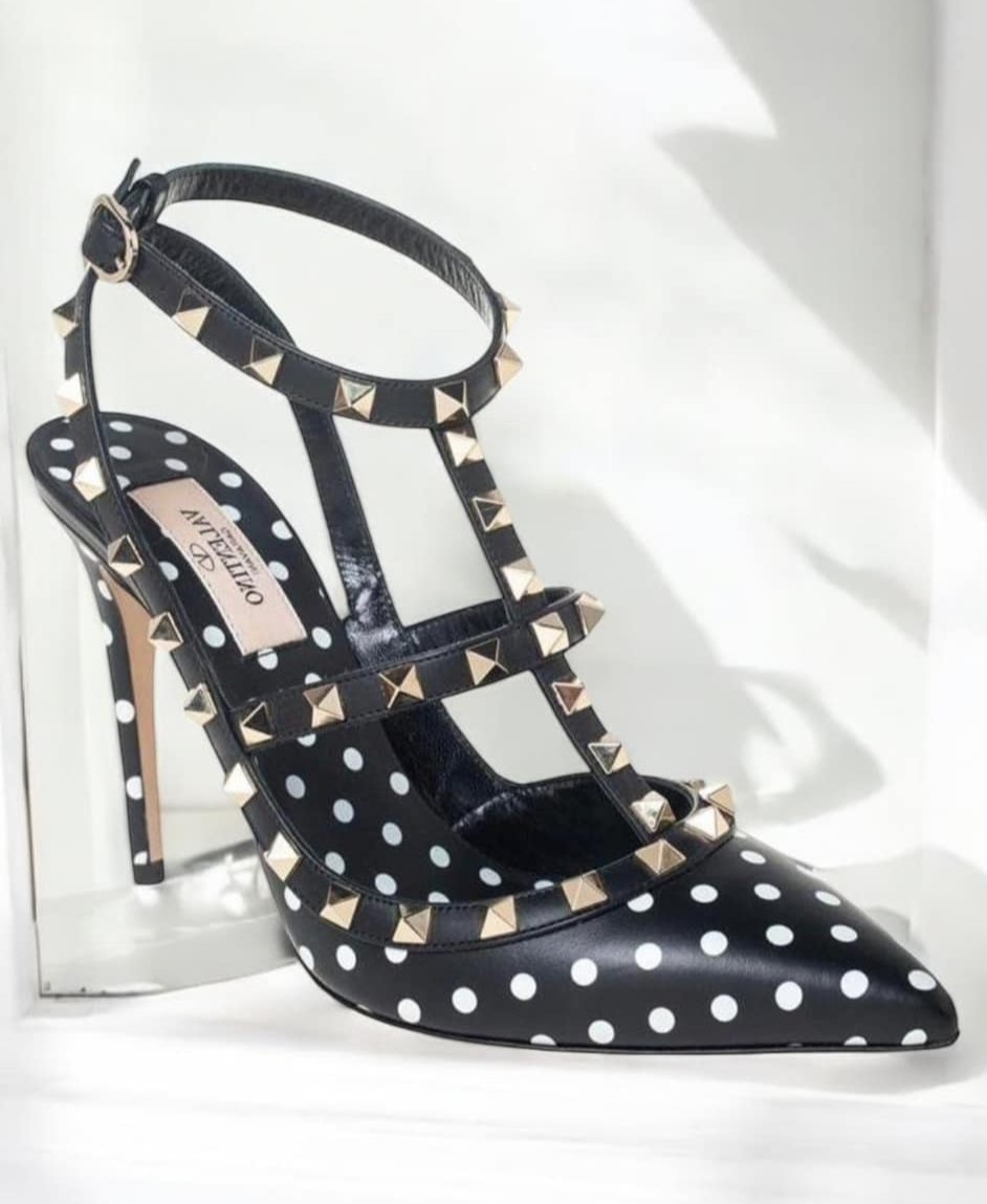 VALENTINO GARAVANI Caged Rockstud Polkadot Sandals EU38.5