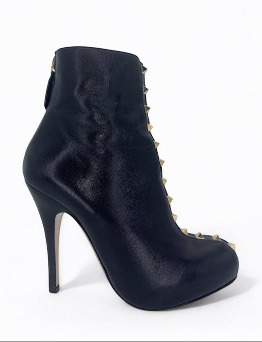 VALENTINO Garavani Black Leather Rockstud Ankle Boots EU36.5