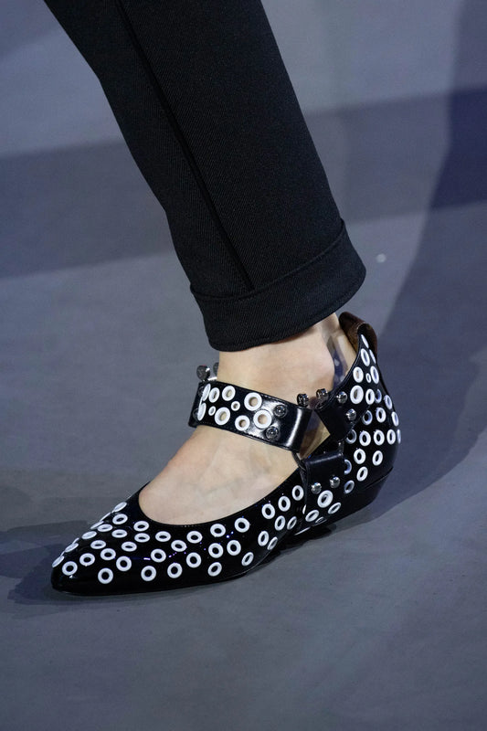 LOUIS VUITTON Fall 2019 Runway Rhapsody Black and White Eyelet Ballet Flats IT38