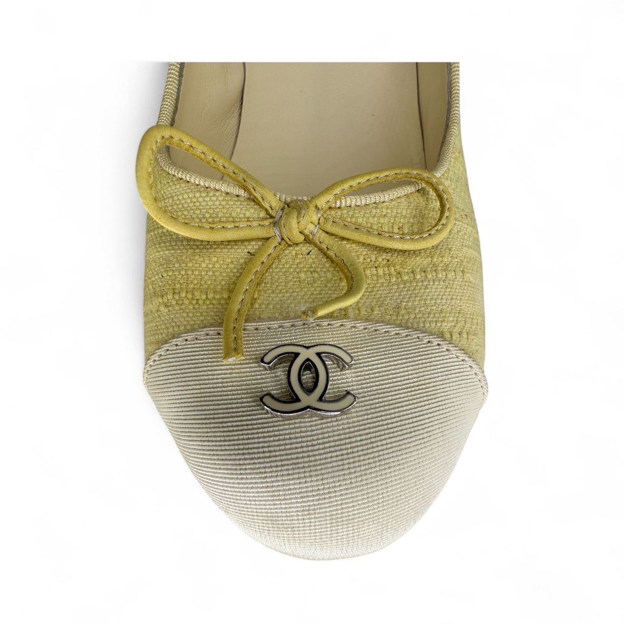 CHANEL Cream and Yellow Linen Cap Toe Pumps IT37